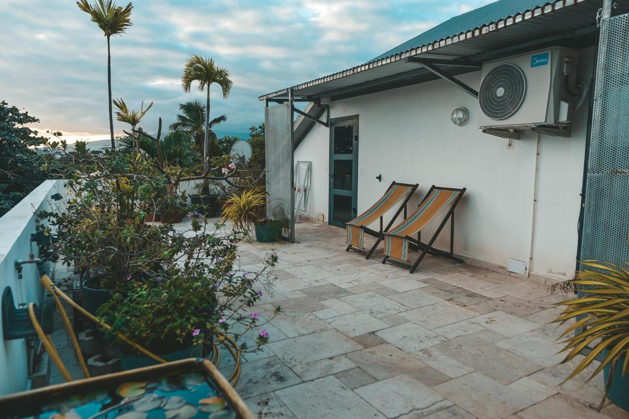 La Kaz Venelle Villa Saint Pierre Exterior foto